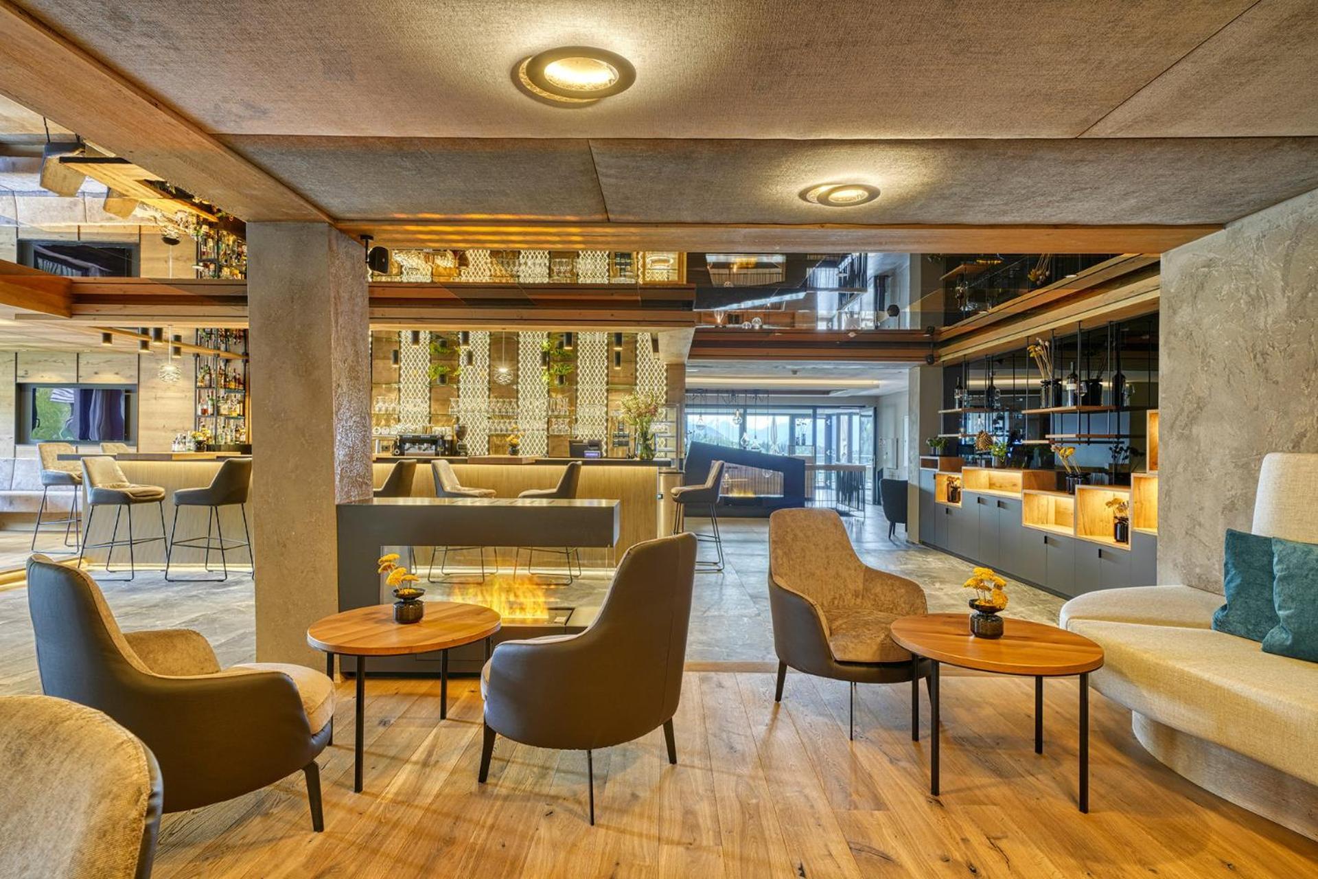 Hotel Avelina Hafling Bagian luar foto