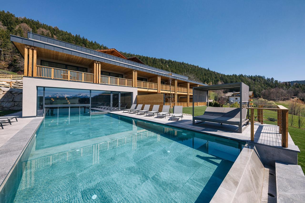 Hotel Avelina Hafling Bagian luar foto