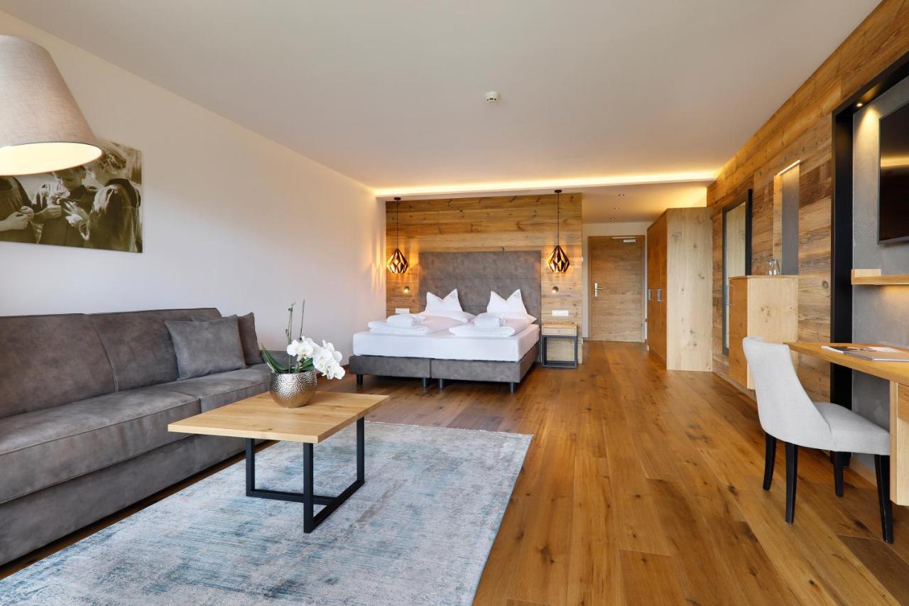Hotel Avelina Hafling Bagian luar foto